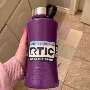 Brand new RTIC. Purple, 32 oz!